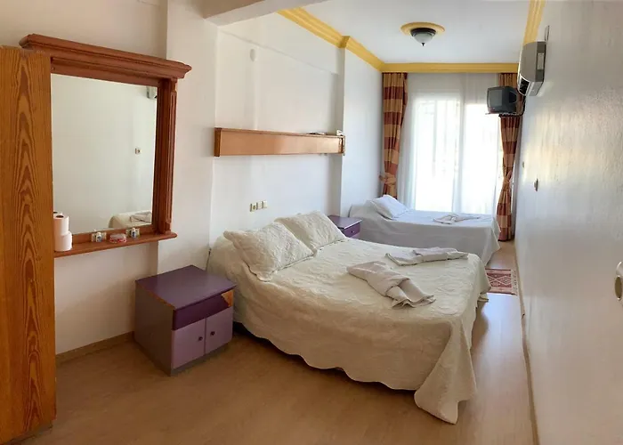 Yuksel Hotell Kusadası